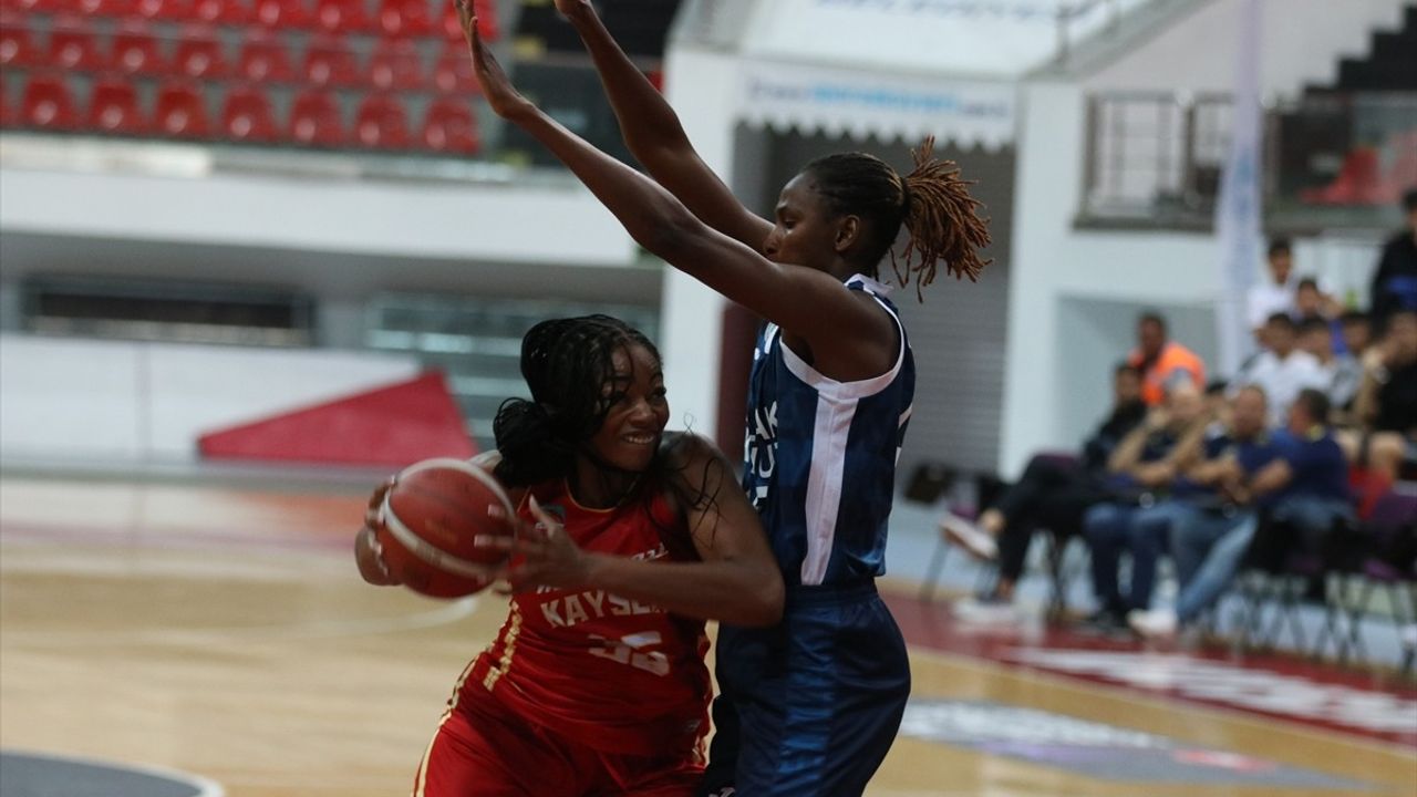 Erciyes Kupası 2023'te Eşitlik: Melikgazi Kayseri ve Emlak Konut 74-74 Berabere