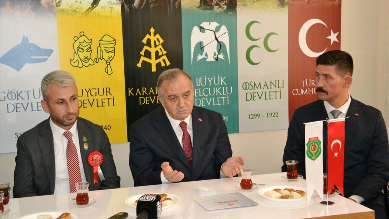 Erkan Akçay Manisa'da Esnaf ve Gazilerle Buluştu