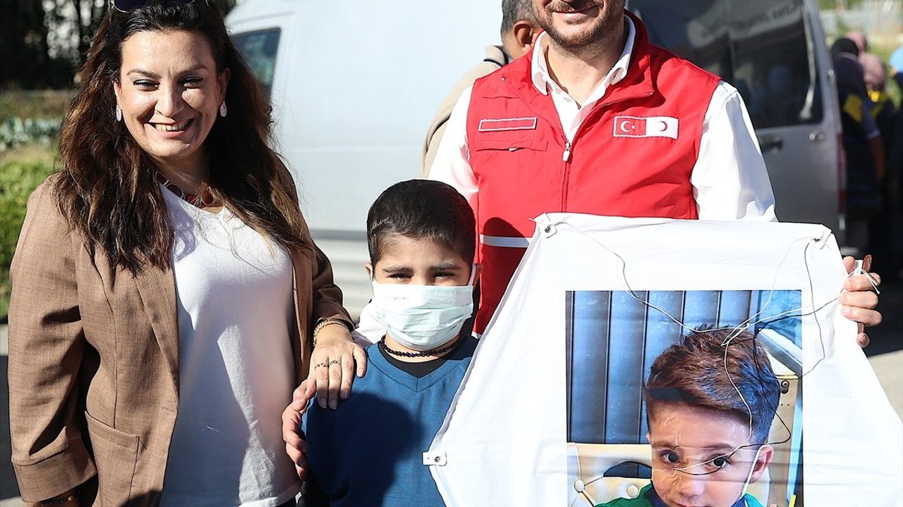 Erzurum'da Uçurtma Etkinliği ile Sıraç'a Moral