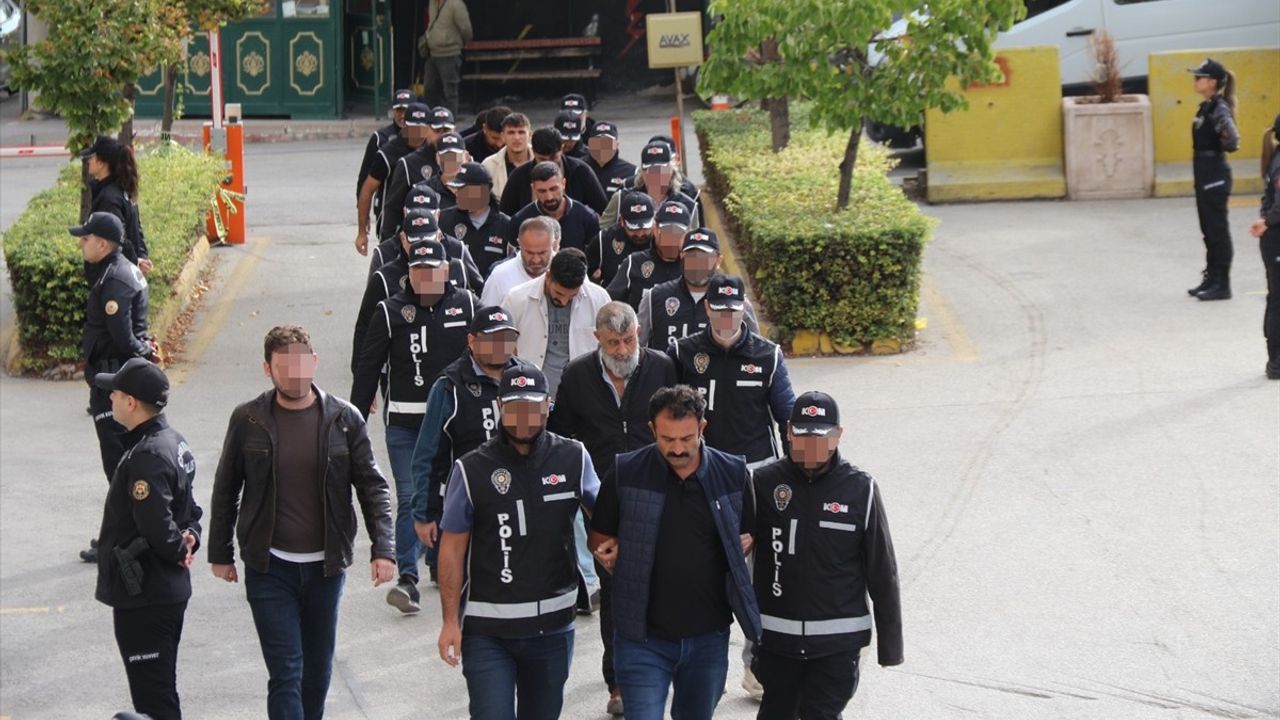 Eskişehir'de Tefecilik Operasyonu: 10 Şüpheli Gözaltında