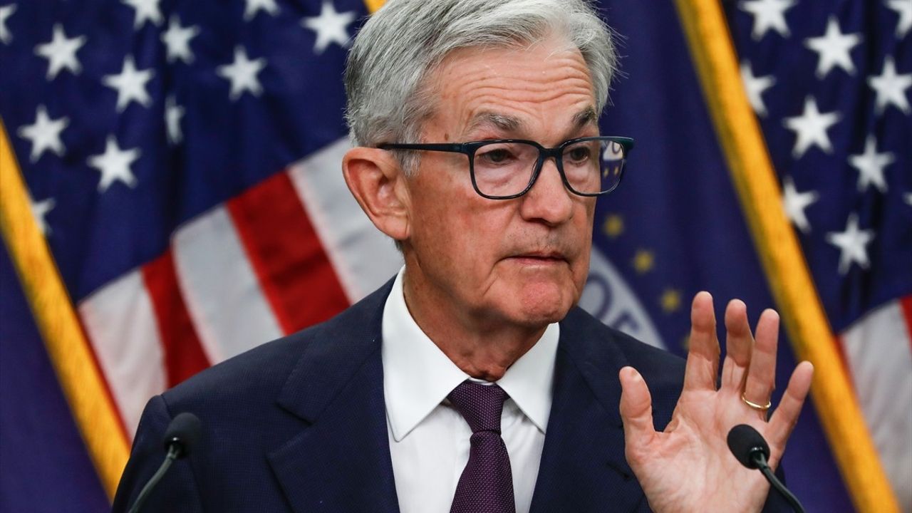 Fed Başkanı Powell'dan Faiz İndirimleri Üzerine Açıklamalar