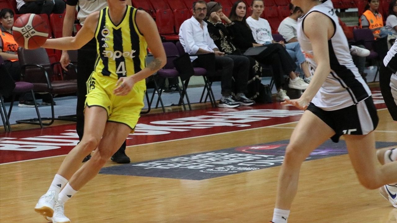 Fenerbahçe Opet, 19. Erciyes Kupası'nda Galip Geldi