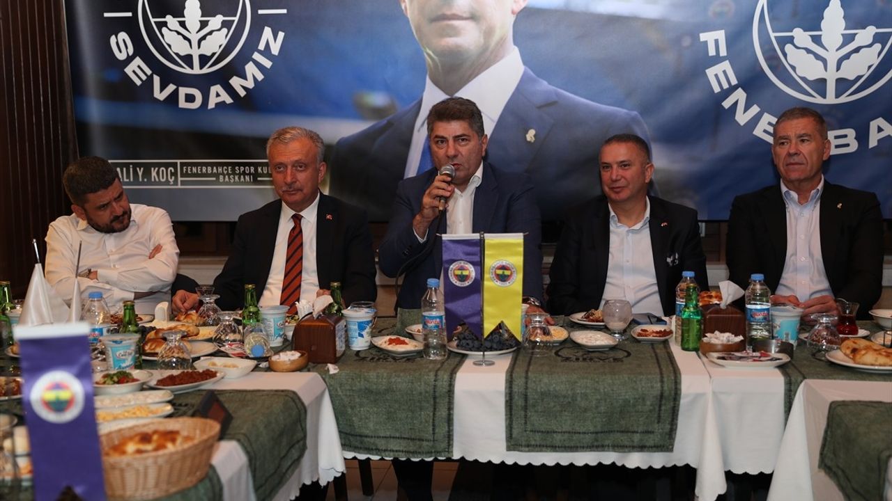 Fenerbahçe Yöneticisi Hakan Safi'den Kongre Üzerine Açıklamalar