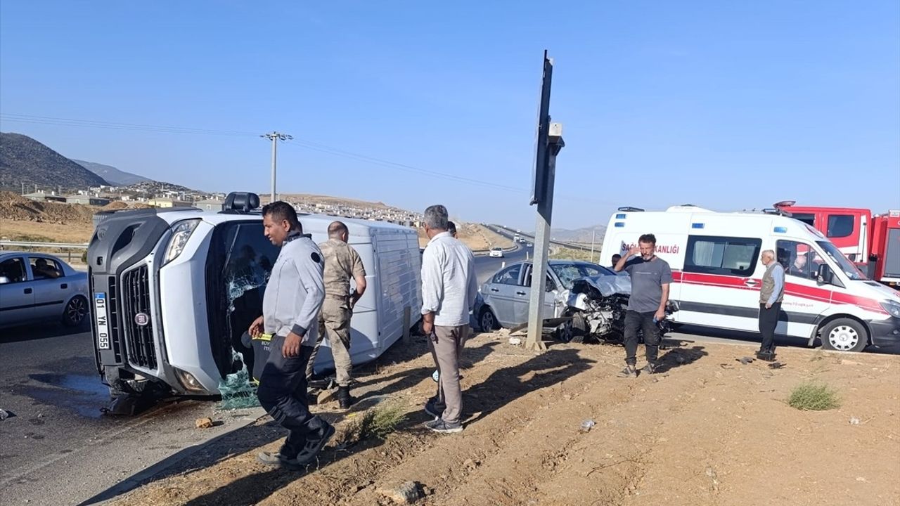 Gaziantep'te Trafik Kazası: 6 Yaralı