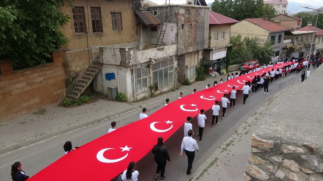 Gaziler Günü Van, Hakkari, Bitlis ve Muş'ta Coşkuyla Kutlandı