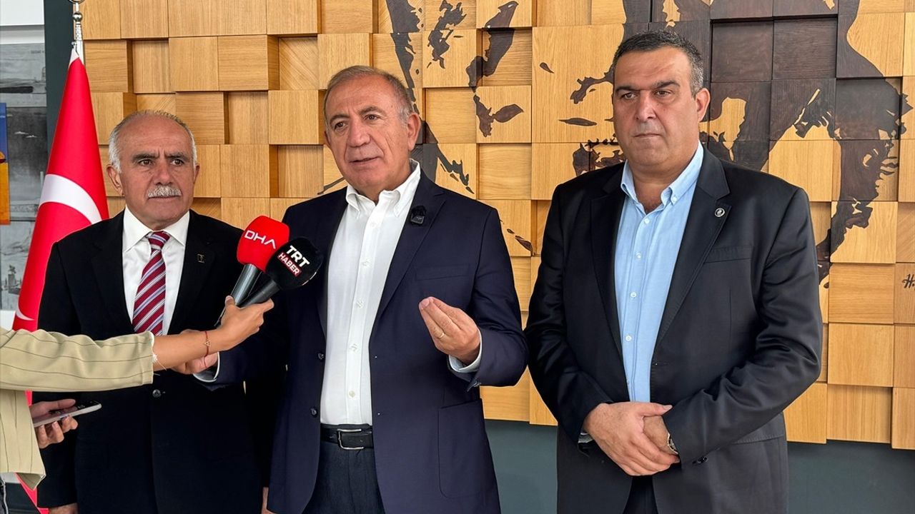 Gürsel Tekin'den Çalışan İddialarına Yanıt