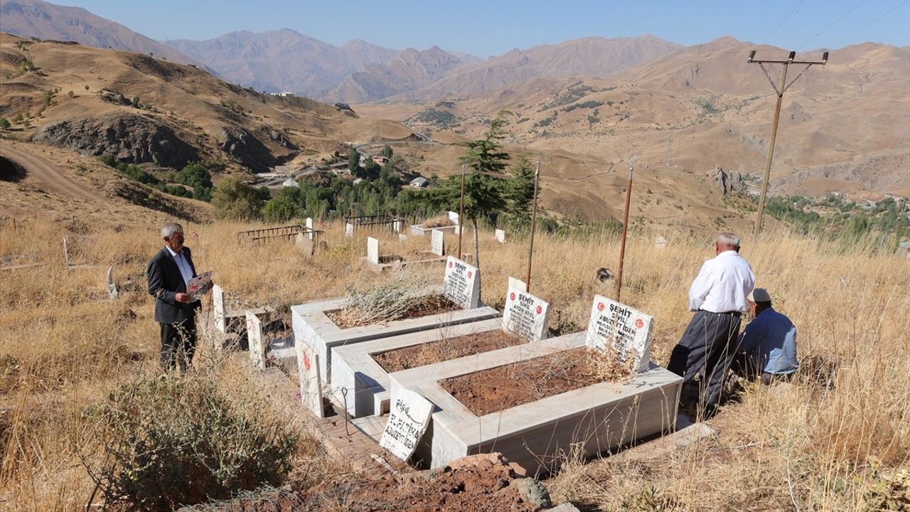 Hakkari'de 15 Yıl Önceki Terör Saldırısı Anıldı