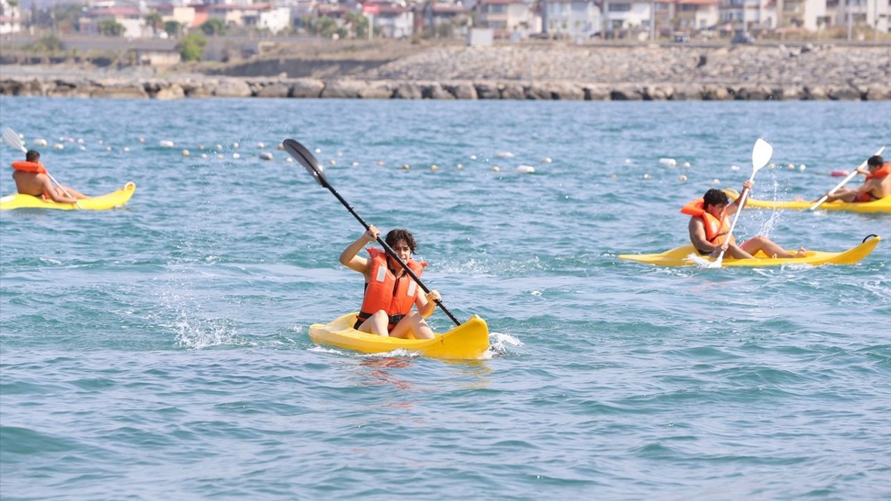 Hatay'da Denizcilik Şenliği Coşkusu