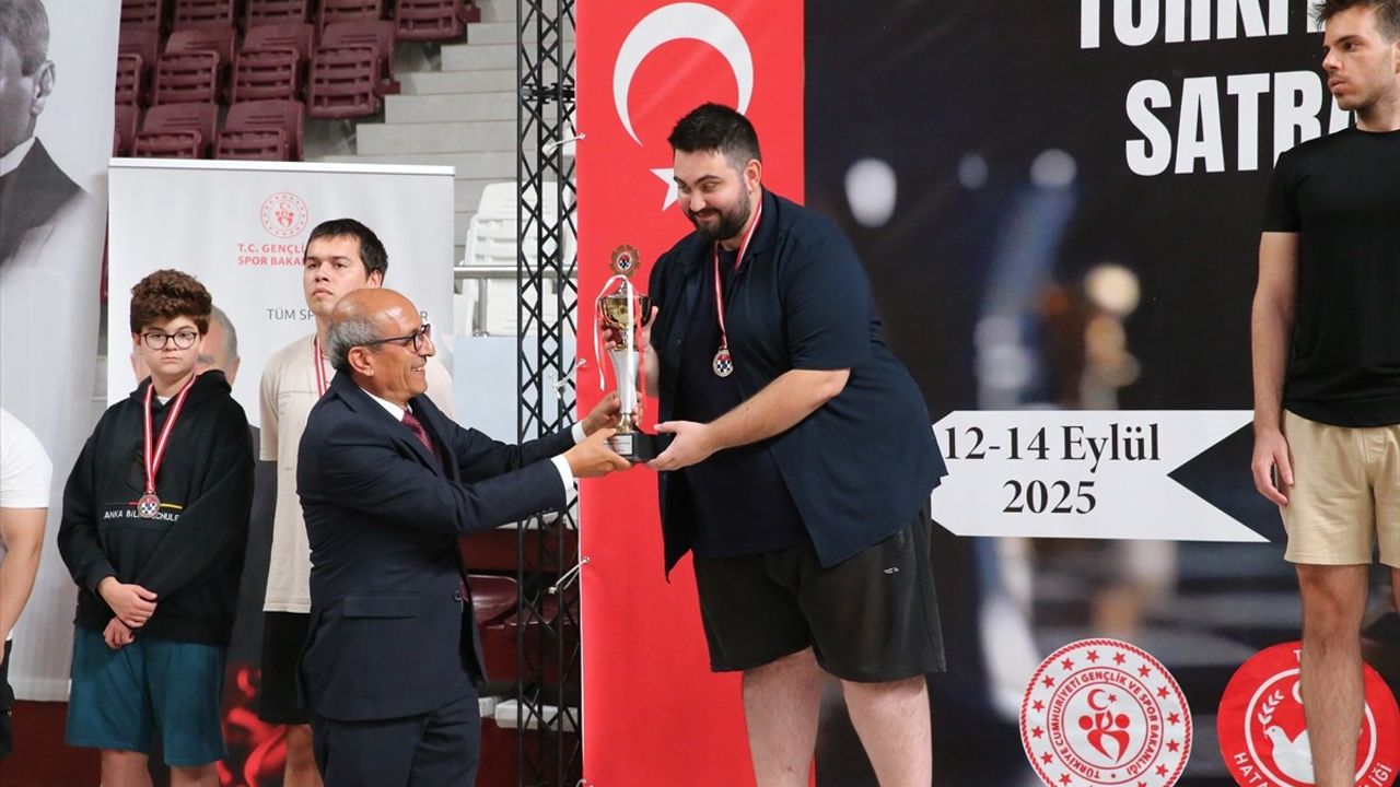 Hatay'da Yıldırım Satranç Şampiyonası Başarıyla Gerçekleşti