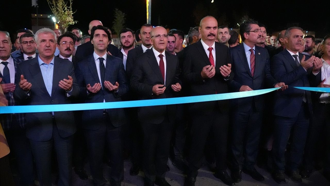 Hazine ve Maliye Bakanı Şimşek'ten Batman'da Kardeşlik ve Yatırım Vurgusu