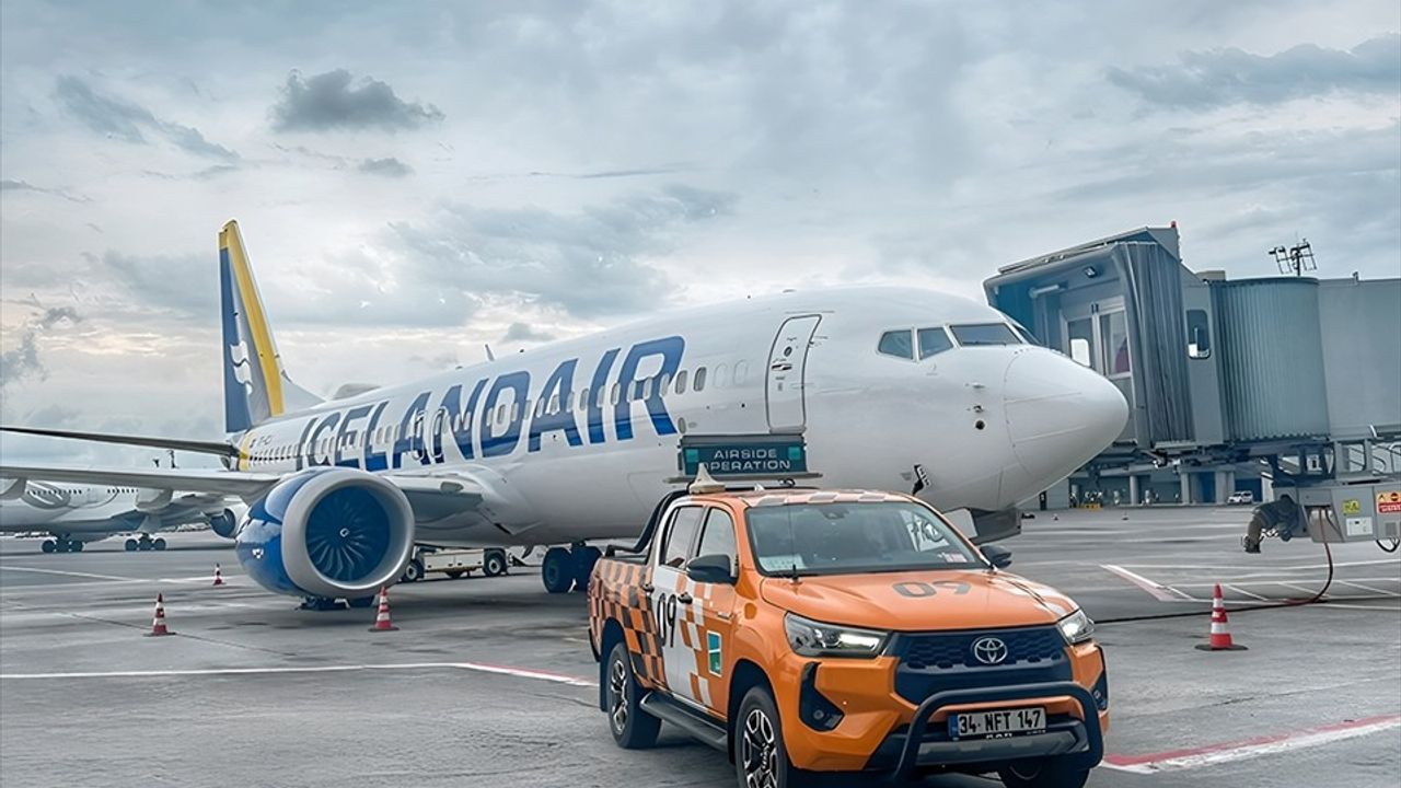 Icelandair İstanbul Havalimanı'na İndi