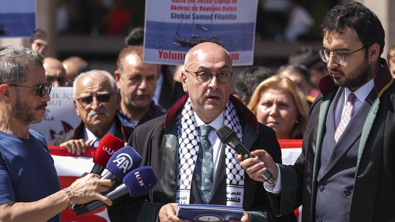 İsrail'in Küresel Sumud Filosu'na Yönelik Saldırılara Suç Duyurusu