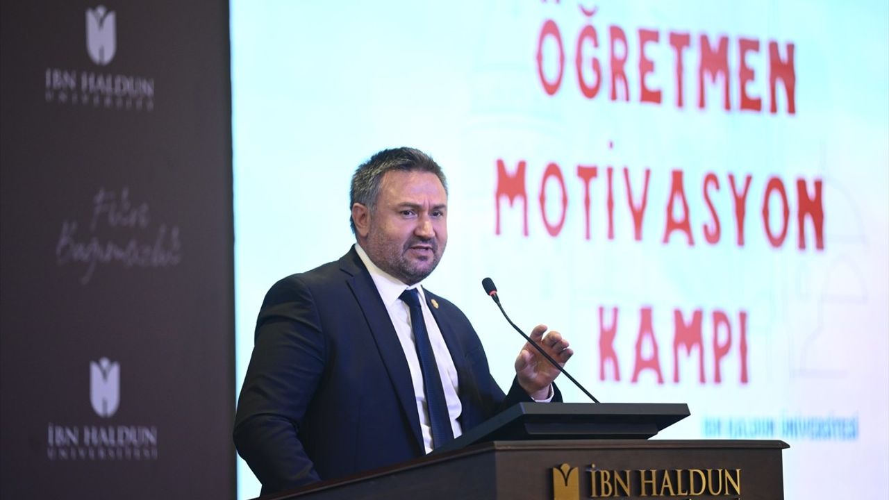 İstanbul'da 5. Öğretmen Motivasyon Kampı Başladı