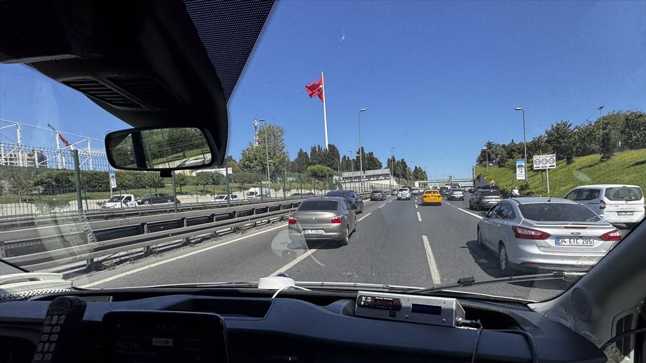 İstanbul'da Ambulanslar İçin Yenilikçi Radyo Uygulaması