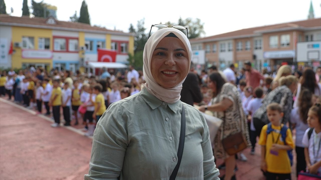 İstanbul'da Yeni Eğitim Yılı Başladı