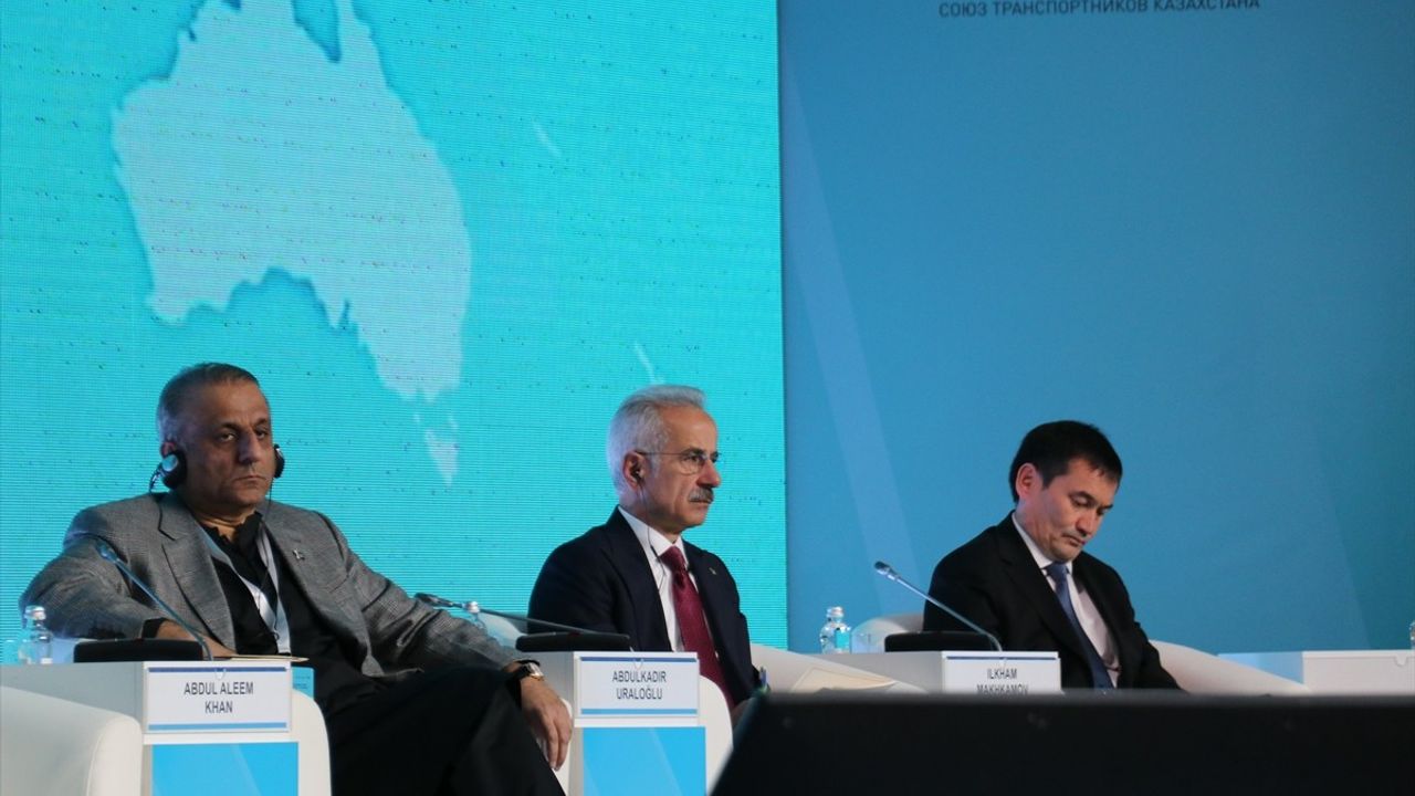 İstanbul Kuzey Demiryolu Projesi İhale İlanı 2023'te Geliyor