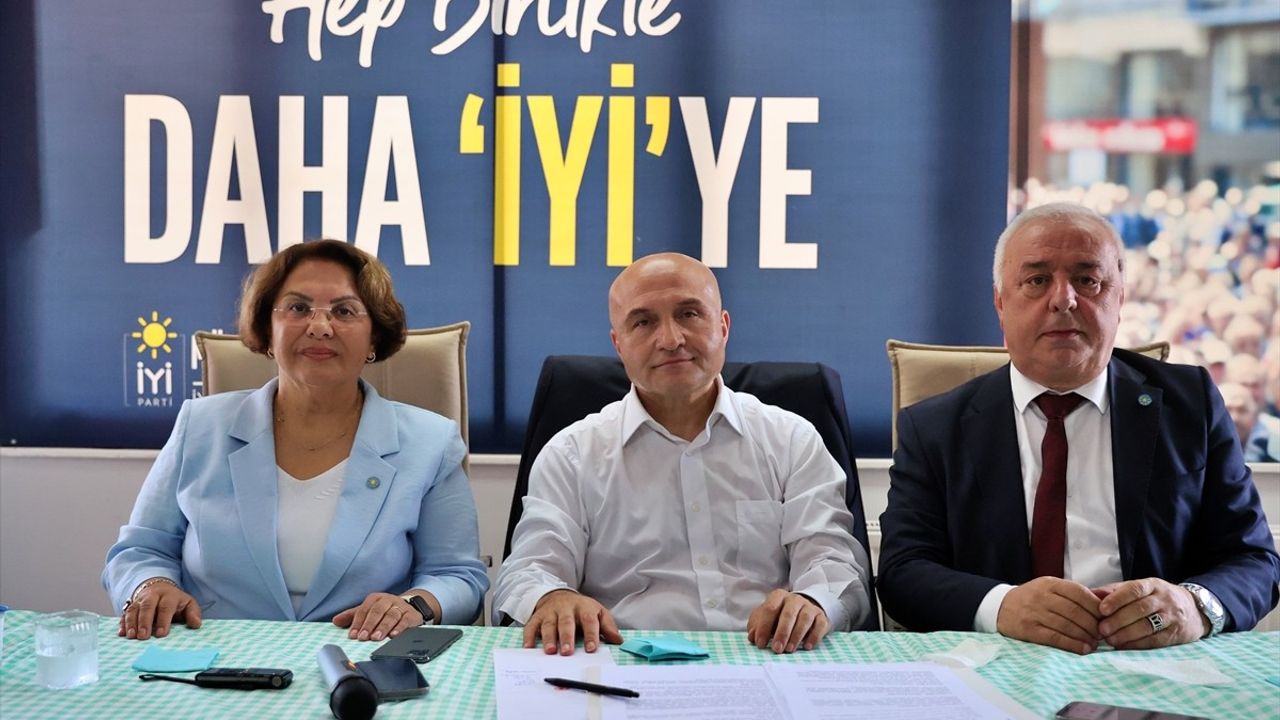 İYİ Parti'nin Samsun Toplantısında Terör ve Siyaset Konuşuldu