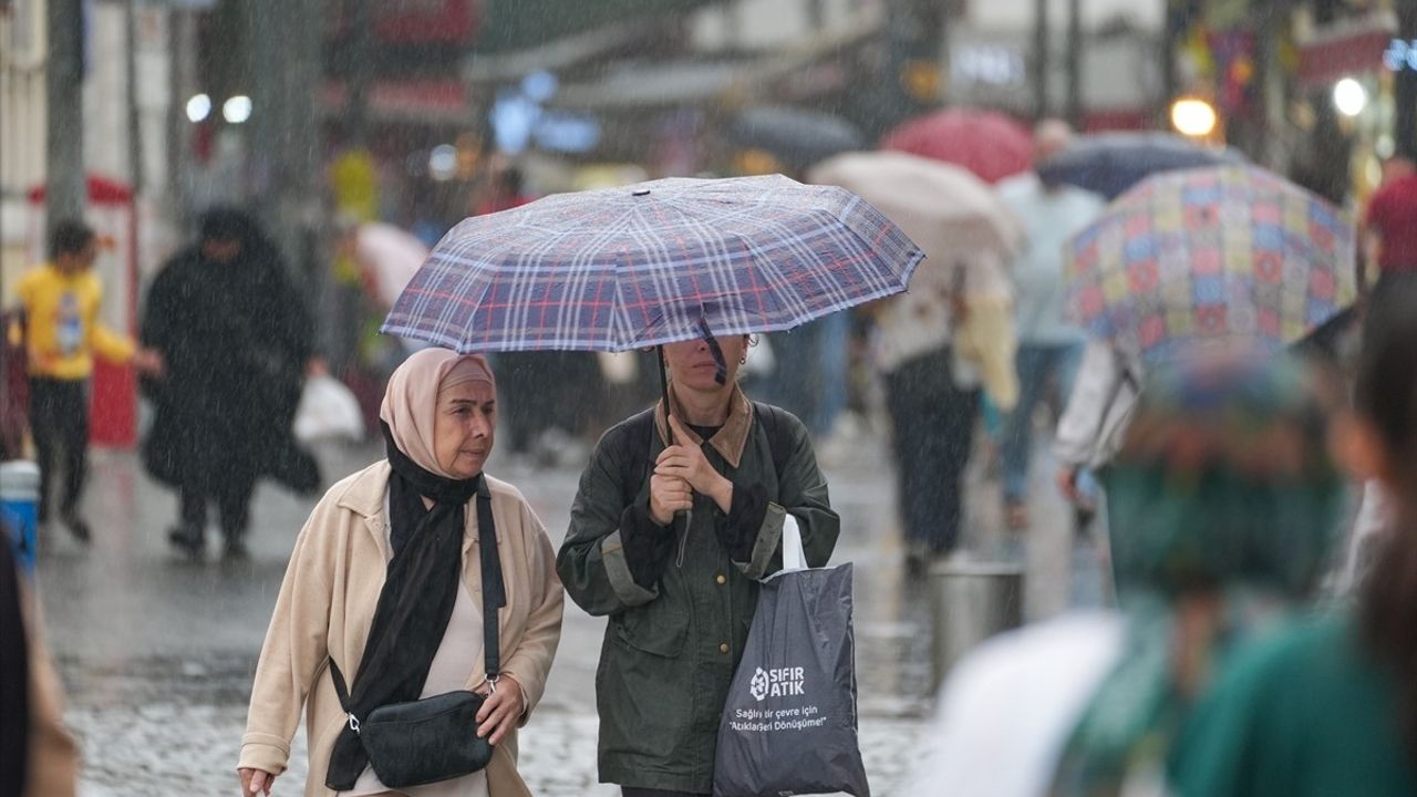 İzmir 121 Gün Sonra Yağmura Kavuştu