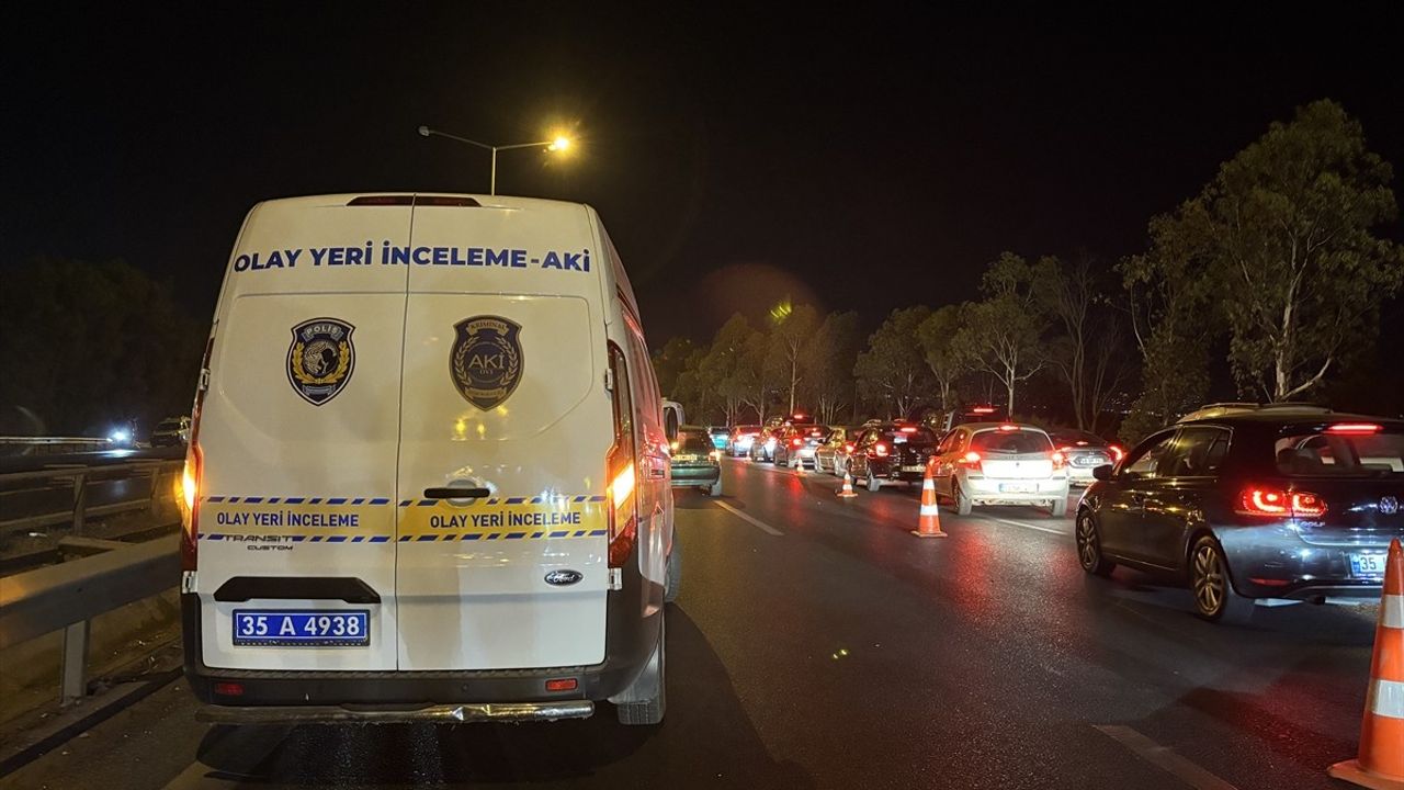 İzmir'de Motosiklet Kazası: Sürücü Hayatını Kaybetti