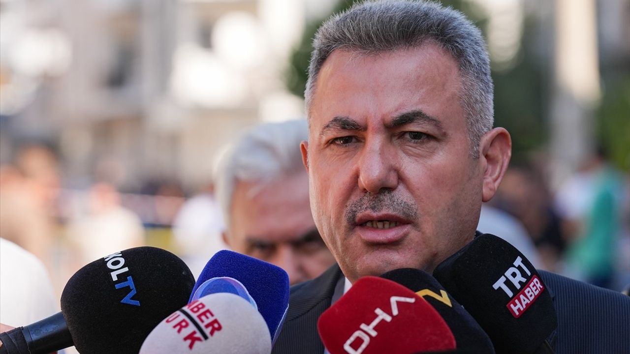 İzmir'de Polis Merkezine Silahlı Saldırı: 2 Polis Şehit