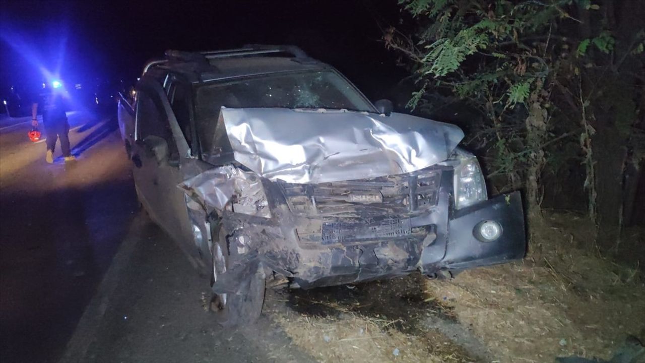 İzmir'de Trafik Kazası: 1 Ölü, 8 Yaralı