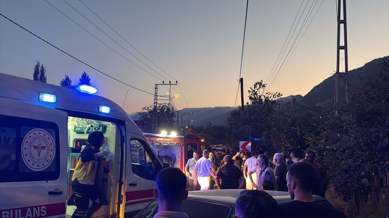 Kahramanmaraş'ta Üç Araçla Yaşanan Kaza: 6 Yaralı
