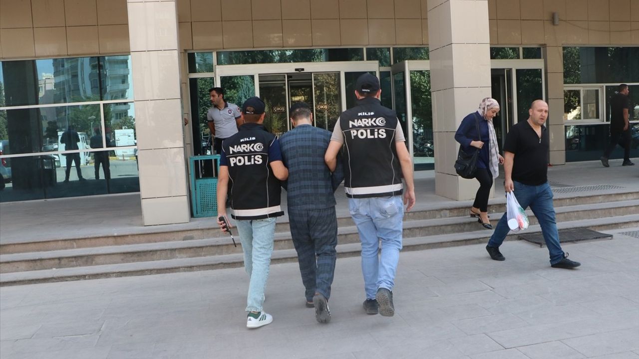 Kilis'te 215 Bin 312 Sentetik Hap Ele Geçirildi