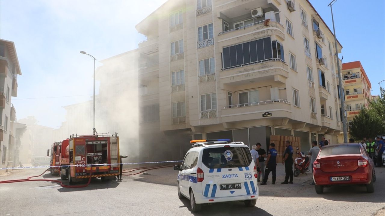 Kilis'te Tekstil Atölyesinde Yangın Kontrol Altına Alındı