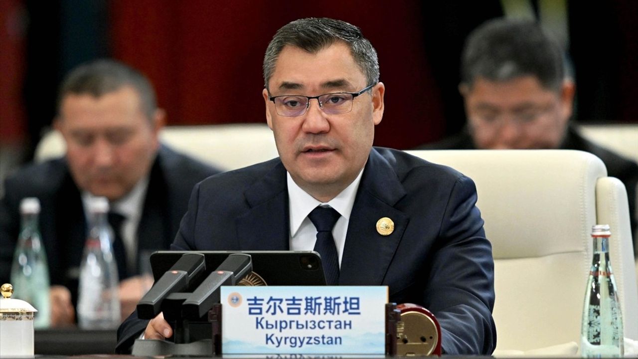 Kırgızistan Cumhurbaşkanı Caparov'dan ŞİÖ'ye Övgü