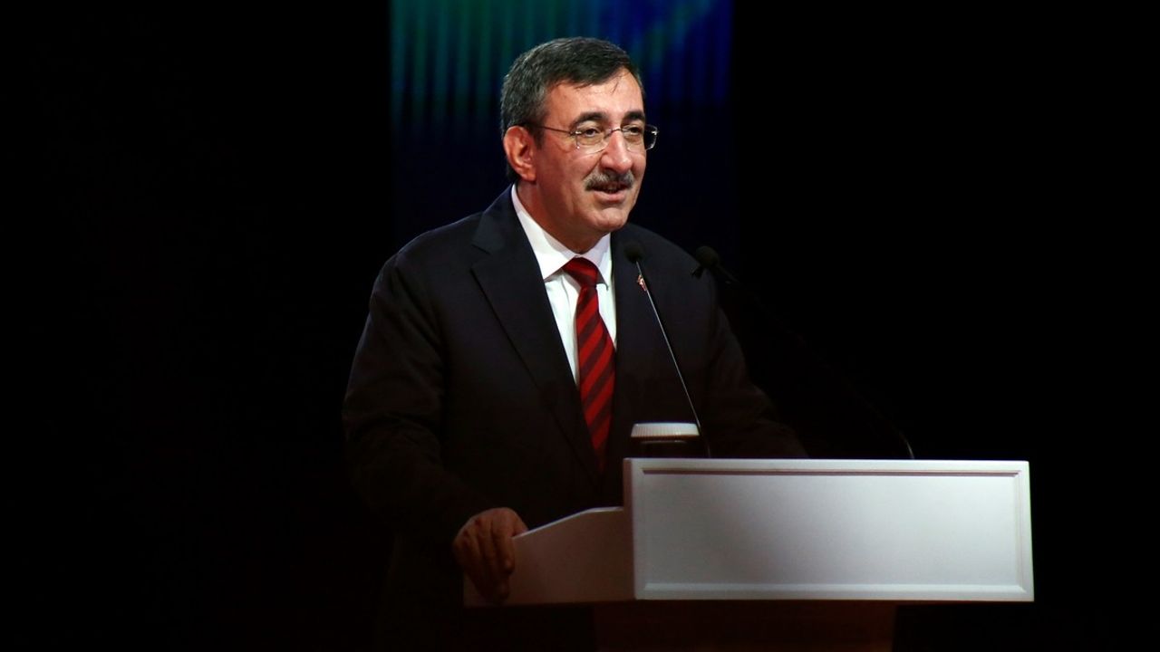 Kırgızistan-Türkiye Manas Üniversitesi 30. Yılını Kutladı