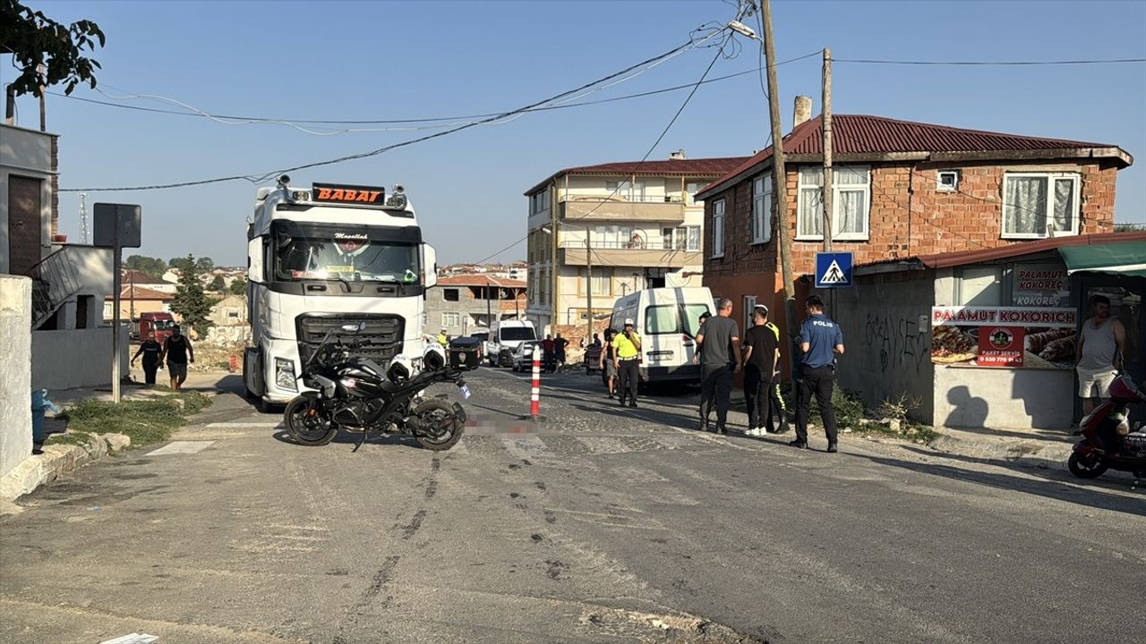 Kırklareli'nde Tır Çarpması Sonucu Kadın Ağır Yaralandı