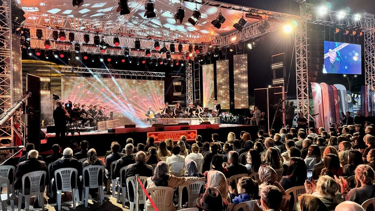 Kırşehir'de Ahilik Haftası Konseri Coşkuyla Kutlandı