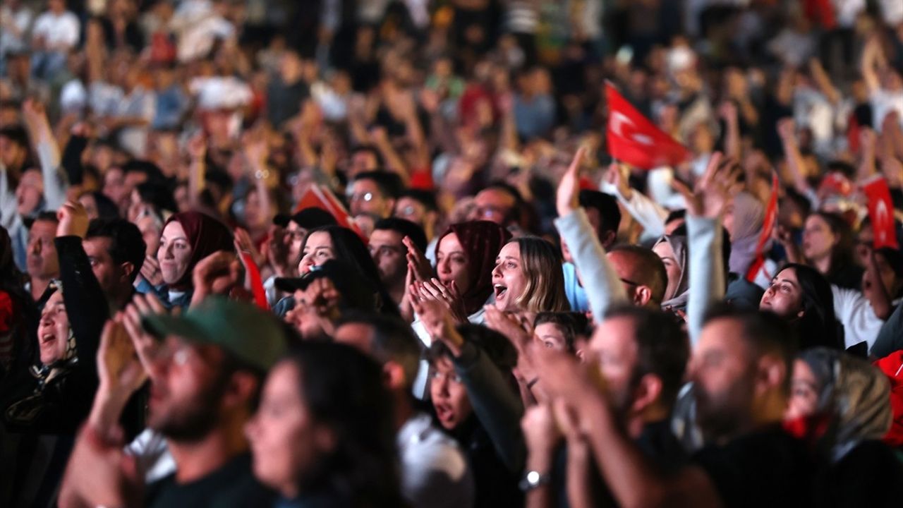 Konya'da EuroBasket 2025 Final Maçı Coşkuyla İzlenildi
