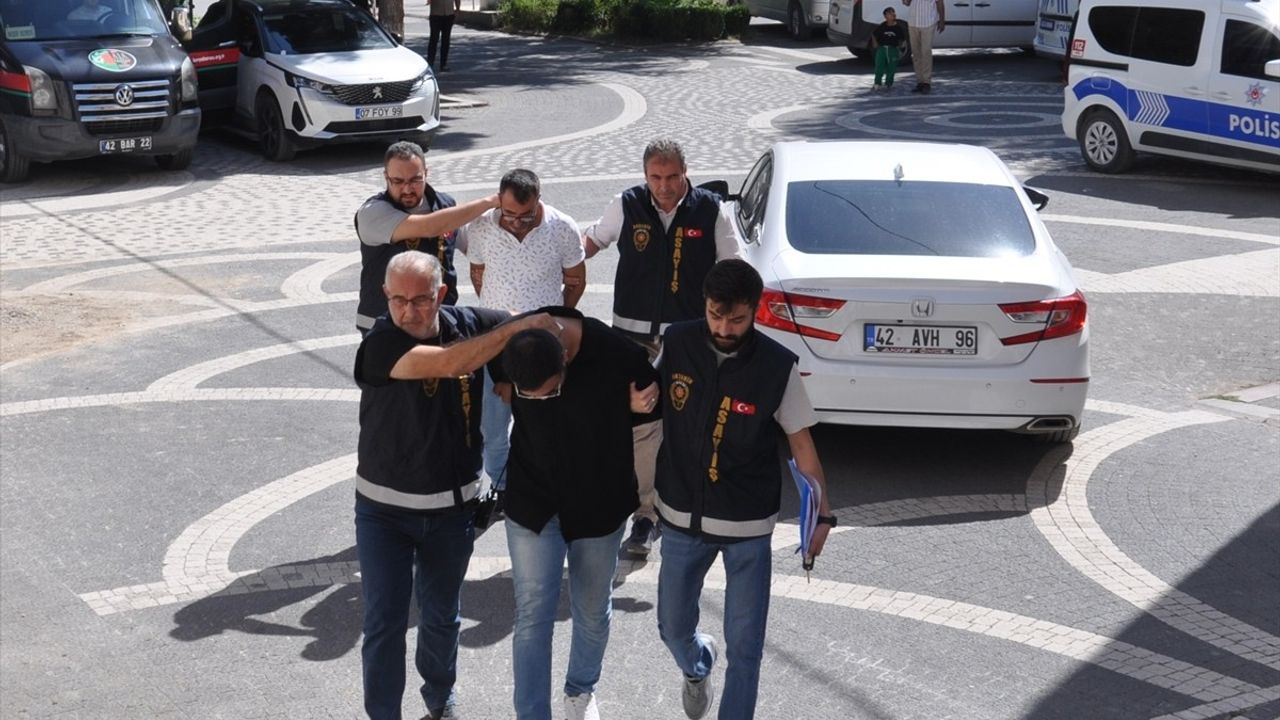 Konya'da Sahte Altın Operasyonu: İki Şüpheli Yakalandı