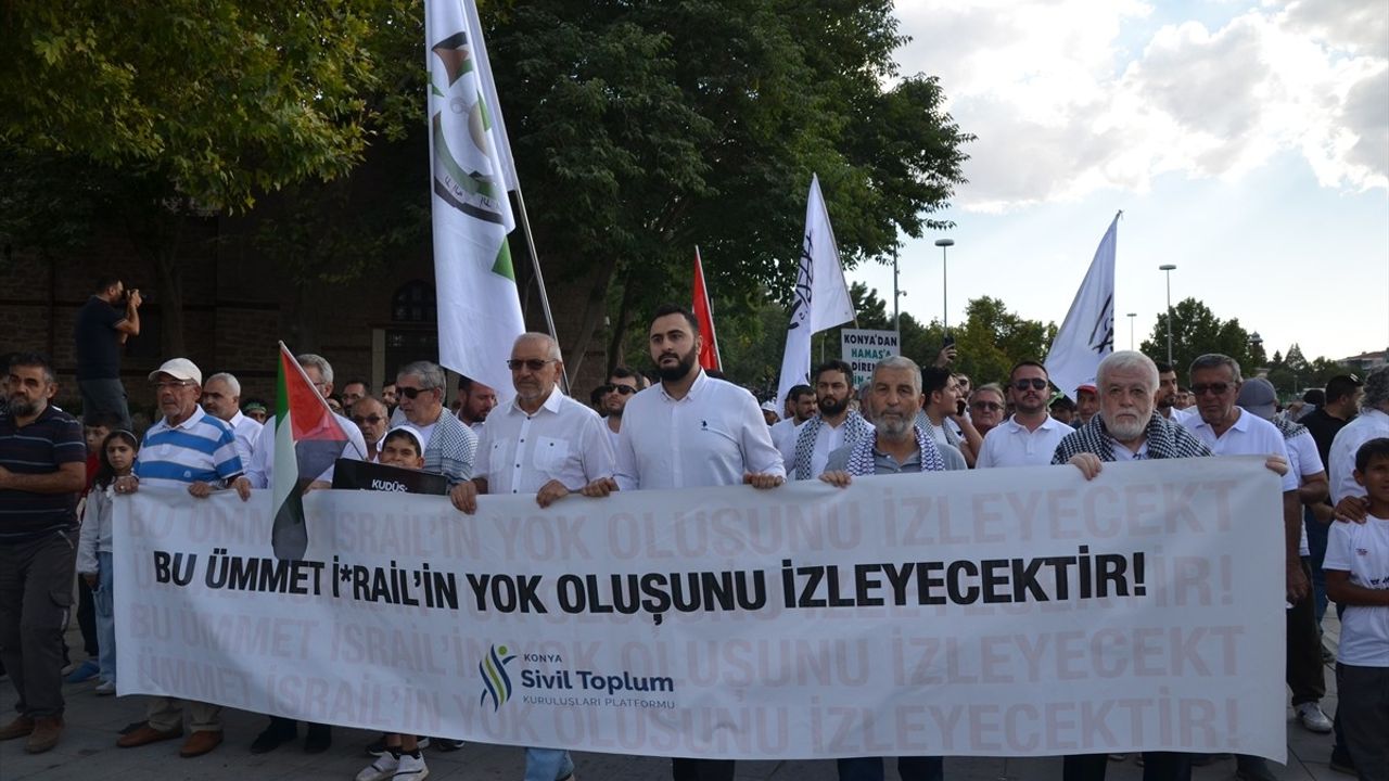 Konya ve Aksaray'da Küresel Sumud Filosu'na Destek Yürüyüşü