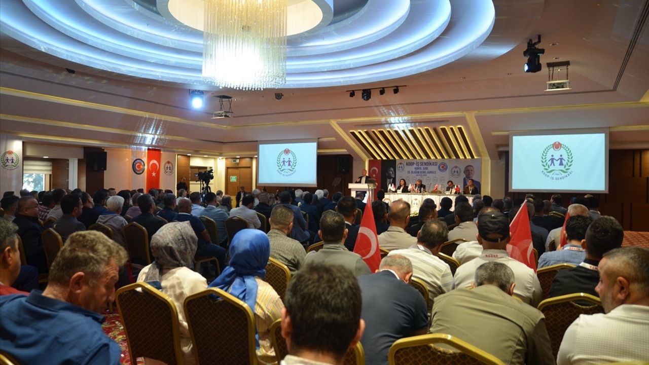 Koop-İş Sendikası Konya Genel Kurulu'nda İşçi Hakları Vurgusu