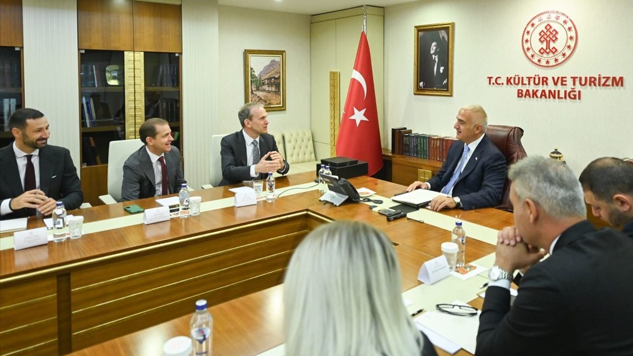 Kültür ve Turizm Bakanı Ersoy'dan Google ile İşbirliği
