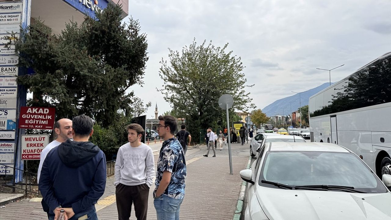 Kütahya'da 5,4 Büyüklüğünde Deprem Meydana Geldi