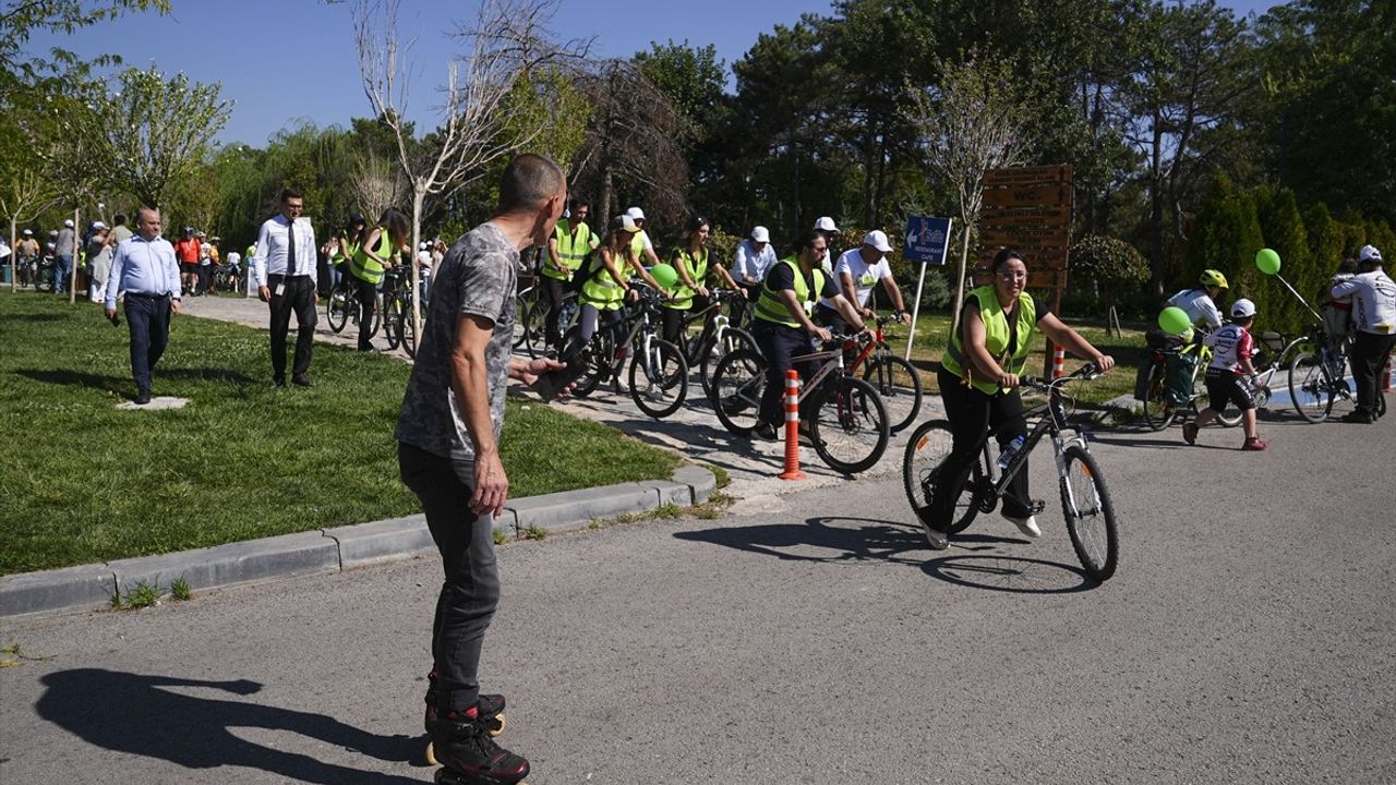 Lösemili Hastalar Derneği Farkındalık İçin Pedal Çevirdi