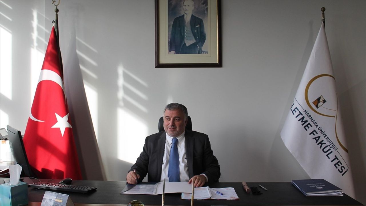 Marmara Üniversitesi Rektörlüğüne Prof. Dr. Mehmet Emin Okur Atandı