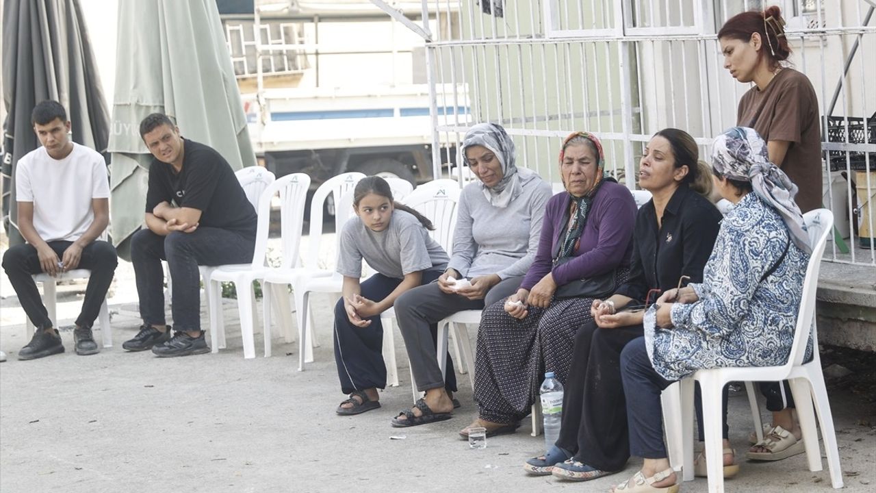 Mersin'de 16 Yaşındaki Hiranur'un Hayatını Kaybetmesi Ailesini Yaraladı