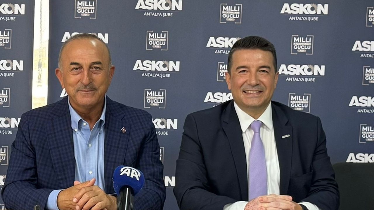 Mevlüt Çavuşoğlu'ndan Antalya'da Savunma Sanayisi Vurgusu