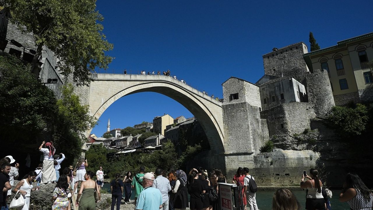 Mostar: Osmanlı Mirası ve Doğal Güzelliklerin Buluşma Noktası