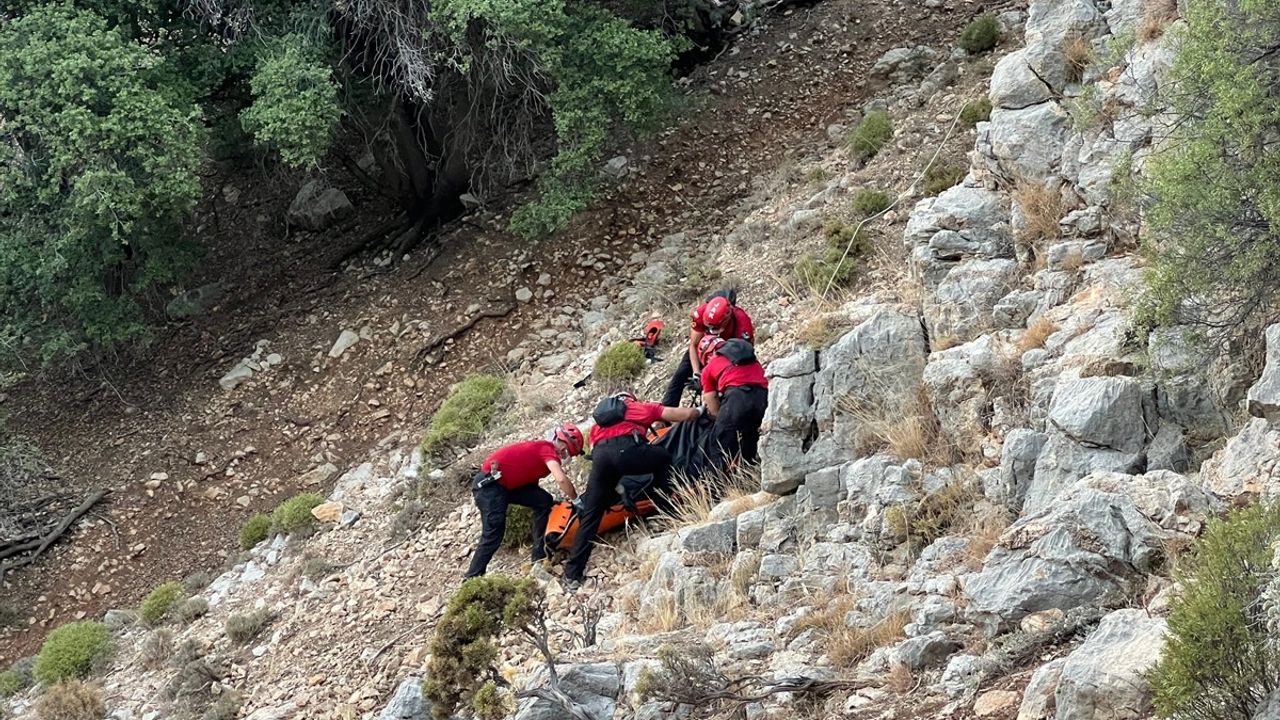 Muğla'da Avustralyalı Turist Tarihi Likya Yolu'nda Hayatını Kaybetti