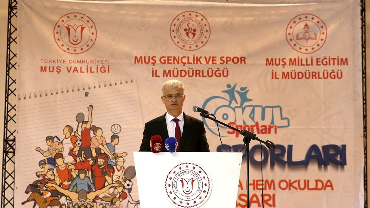 Muş'ta Eğitim ve Spor Toplantısı Düzenlendi