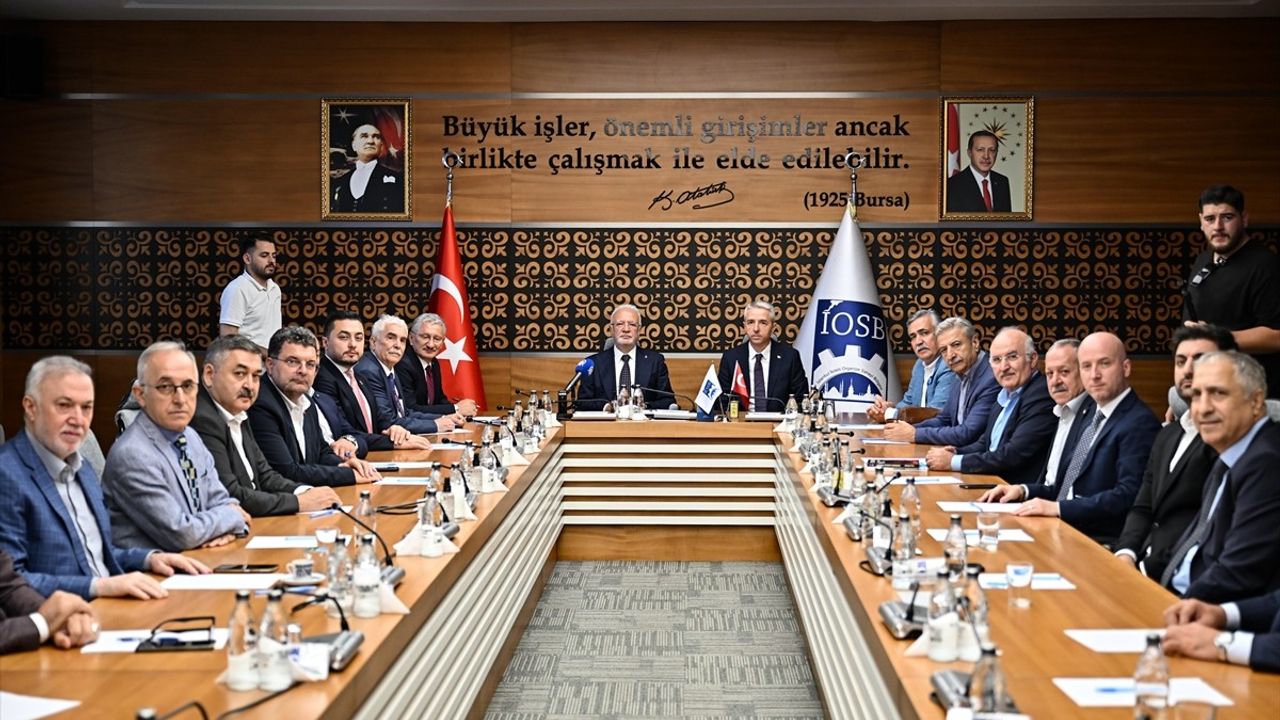 Mustafa Elitaş’ın Başakşehir Ziyareti ve Türkiye Yüzyılı Vurgusu