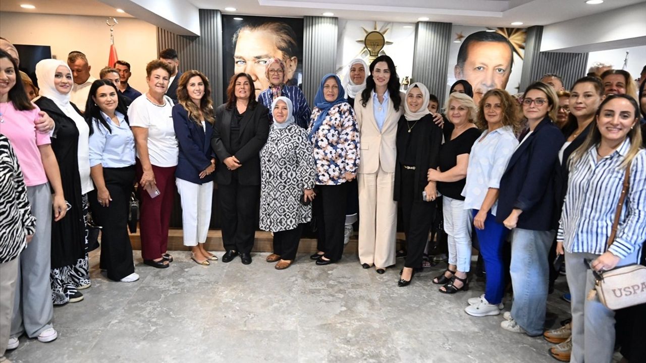 Özlem Çerçioğlu AK Parti Aydın İl Başkanlığına Ziyaret Gerçekleştirdi