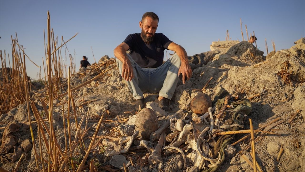 Şam'da Muhalif Savaşçılara Ait Toplu Mezar Bulundu