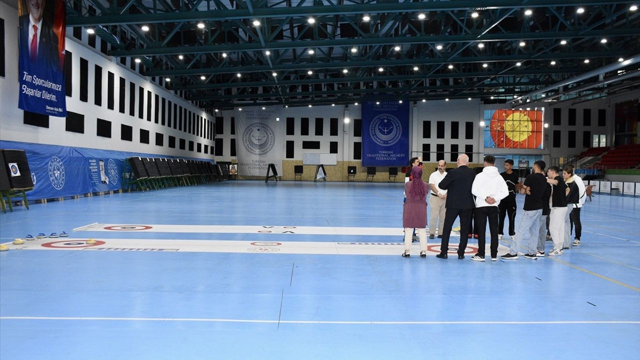 Samsun'da Suça Sürüklenen Çocuklara Floor Curling Eğitimi