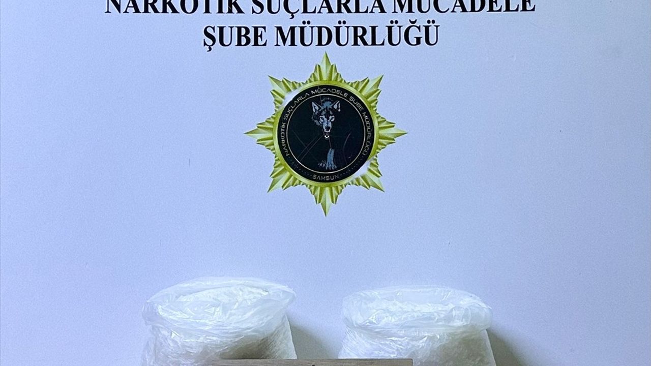 Samsun'da Uyuşturucu Operasyonu: Baba ve Oğlu Gözaltına Alındı